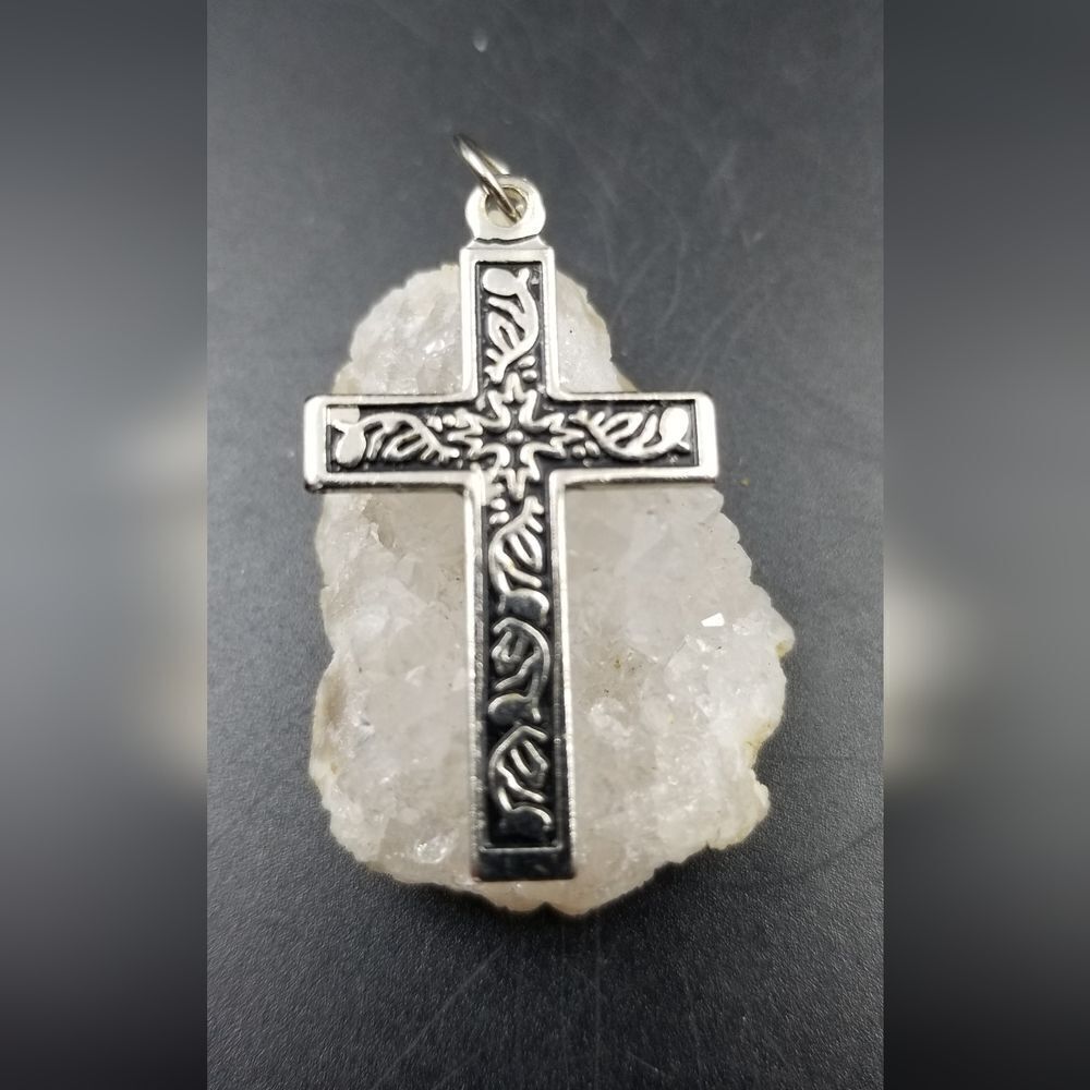 Mosaic cross charm necklace pendant. P142